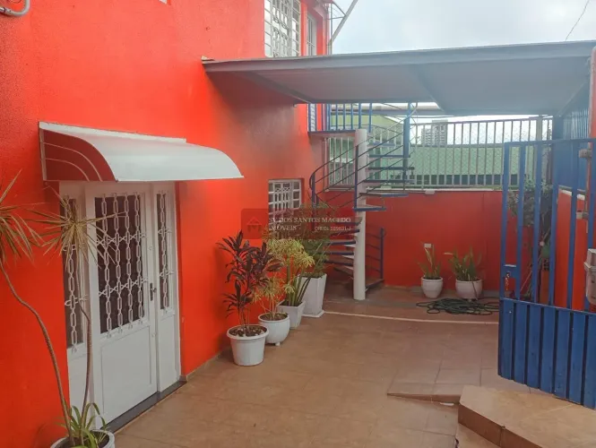 Casa Sobrado para alugar e vender no bairro do Limão - São Paulo