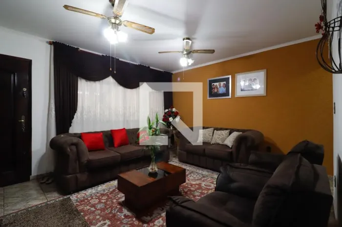 Casa à Venda - Vila Ré, 2 Quartos, 120 m2