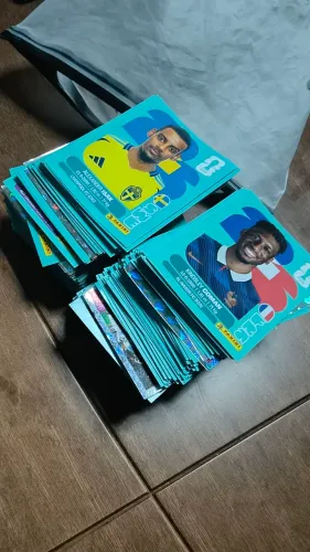 KIT 50 FIGURINHAS SORTIDAS DA COPA DO MUNDO 2026