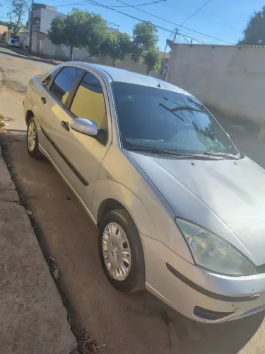 Ford Focus 1.6 S/se/se Plus Flex 8v/16v 5P 2008