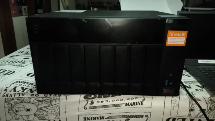 Qnap TS-832X - Storage NAS 8 Baias p/ HDD SATA
