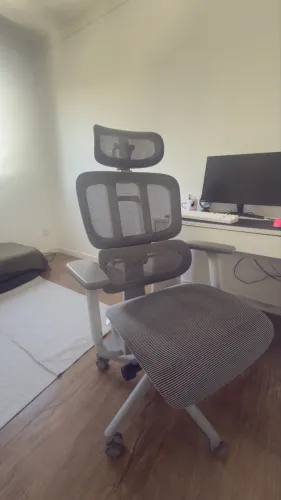 Cadeira Ergonômica Sophy - Praticamente nova!