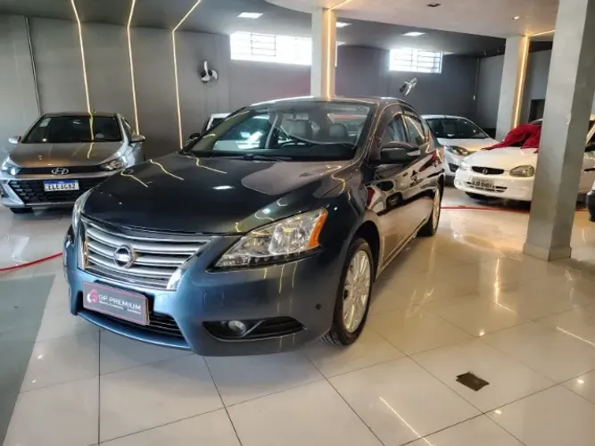 Nissan Sentra SL 2.0/ 2.0 Flex Fuel 16V Aut. 2016