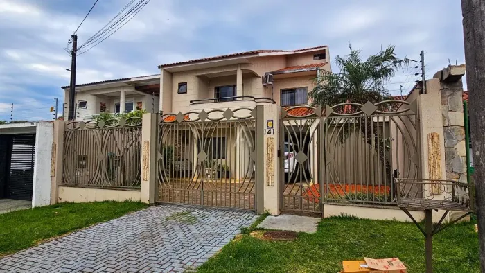 Sobrado para locação no Bairro Tropical em Cascavel- Pr.
