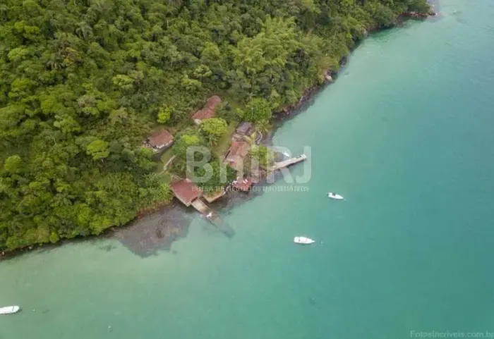 Linda propriedade, porteira fechada, Ilha da Gipóia, Angra dos Reis