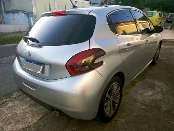 Peugeot 208 Griffe 1.6 Flex 16V 5P Aut. 2017