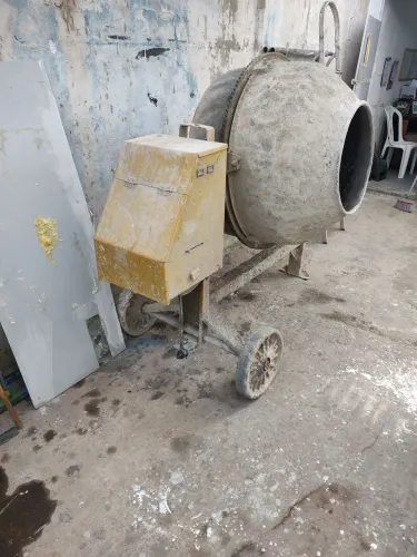 Betoneira 400 litros c/motor 