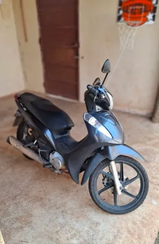 Honda Biz 125 EX 2012