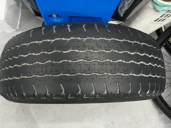 Pneu para Hylux 265/65/r17 Bridgestone