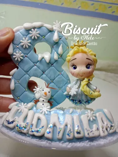 Vela Personalizada Frozen em Biscuit