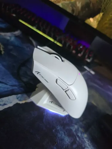 Mouse ATTACK SHARK X11 + skates
