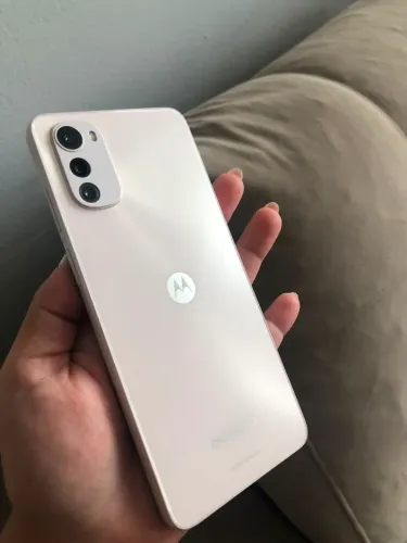 Moto E22