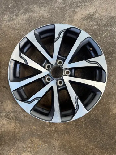 2 Rodas Corolla Cross XRE