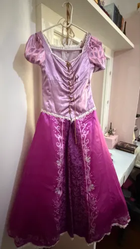 Fantasia Rapunzel importada