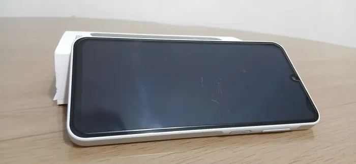 Samsung Galaxy A16 | 128 GB com 4 GB RAM