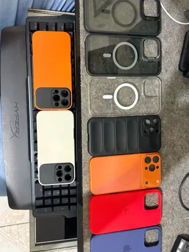 Cases (capinhas) 16 Pro Max novíssimas, algumas sem uso