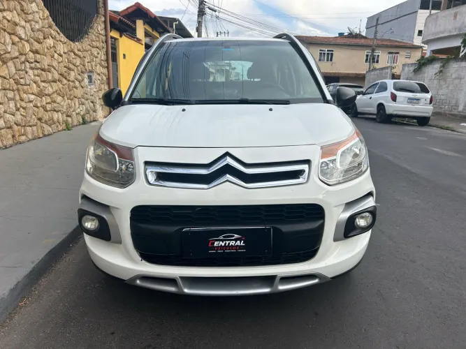Citroen Aircross GLX 1.6 Flex 16V 5P Mec. 2013
