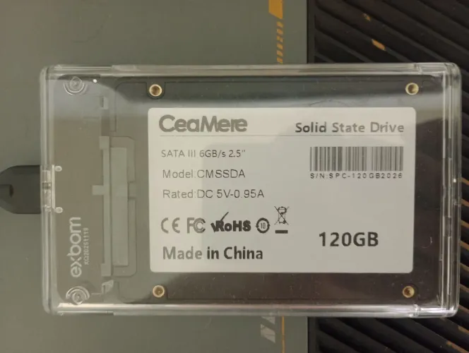 SSD 128GB SATA 3 + CASE 