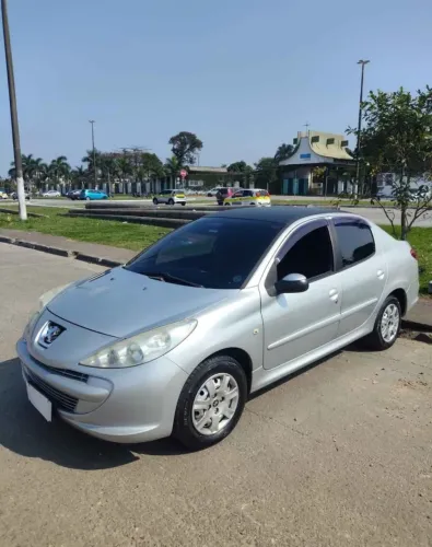 Peugeot 207 Sed. Passion XR Sport 1.4 Flex 8V 4P 2013
