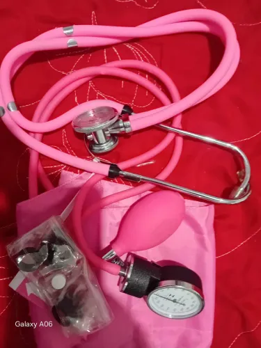 kit estetoscópio e esfigmomanômetro premium
