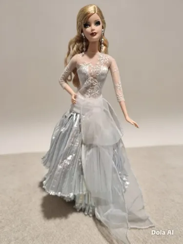 Barbie holiday 2008 Collector