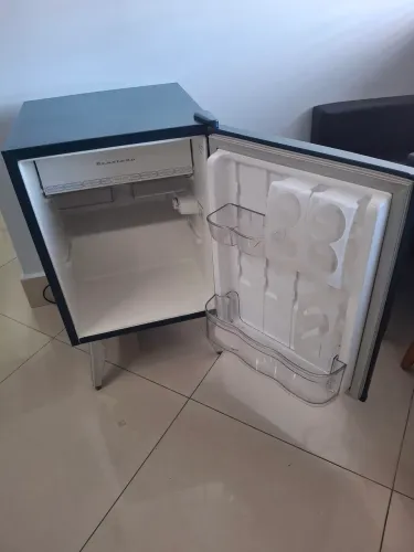 Vendo Frigobar Brastemp Azul