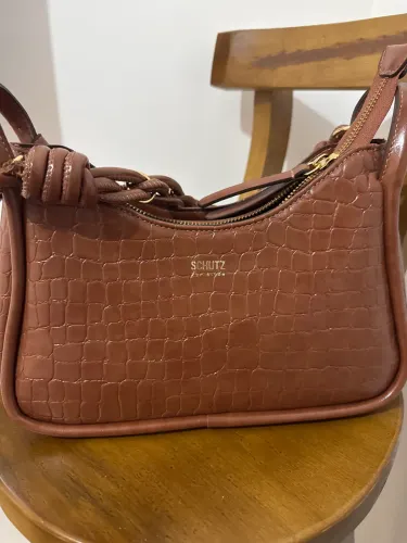 Bolsa Schutz