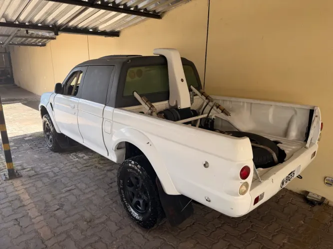 Mitsubishi L200 Sport RS 2.5 CD DTI (passeio) Dies. 2007