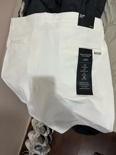 Short slim fit Boss Novo