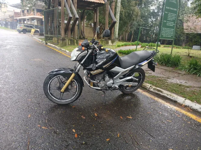 Fazer 250 2012 aceito trocas passo no cartão até 24x