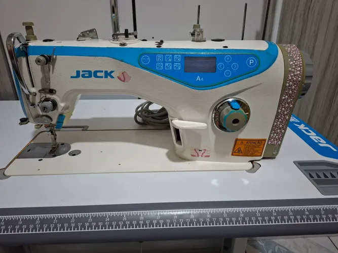 Maquina industrial Jack A4