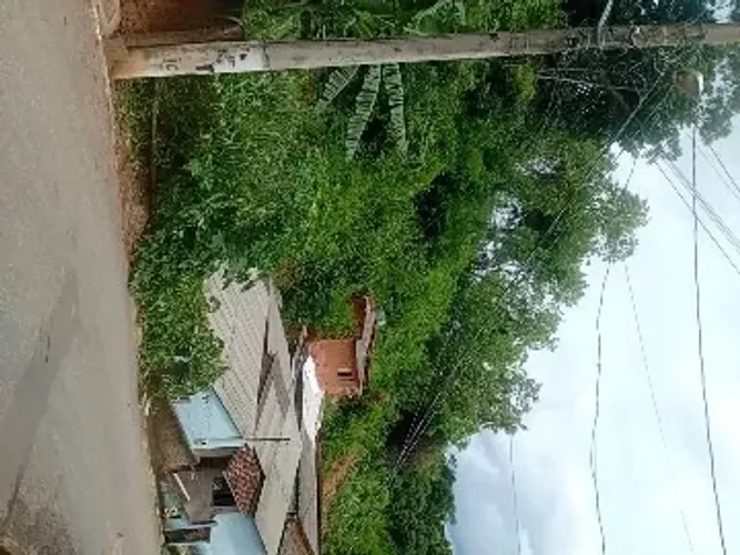 Vende se 2 casas 