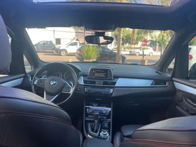 BMW 225I Active Tourer Sport 2.0 TB Aut. 2015