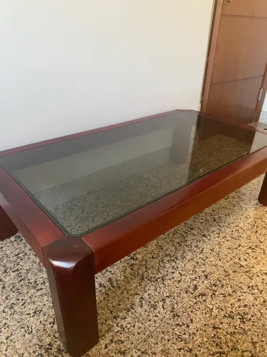 Mesa de madeira maciça vintage