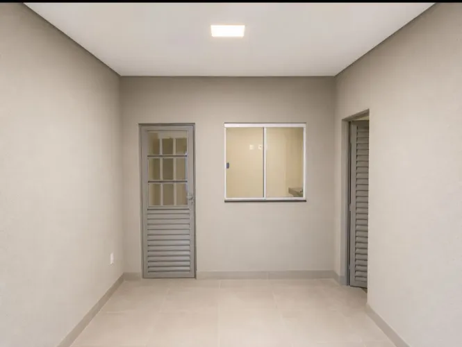 Casa nova 2 quartos/Garagem/próximo a faculdade/1.500,00