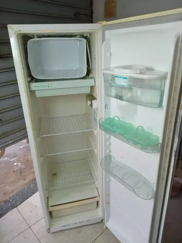 Geladeira Consul