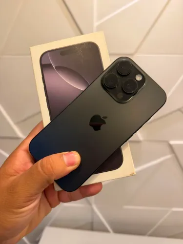 iPhone 16 pro 128 GB
