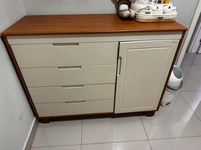 CÔMODA E GUARDARROUPA MATIC