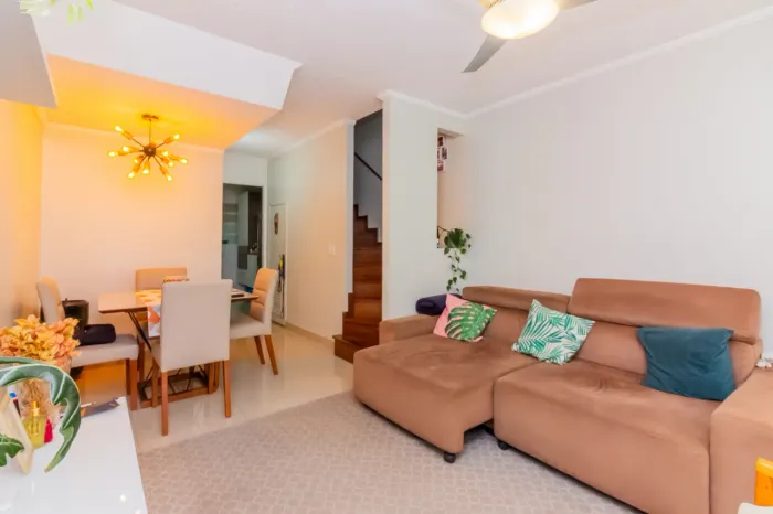 Sobrado para venda em Conjunto Residencial Vista Verde com 2 quartos, 78m²