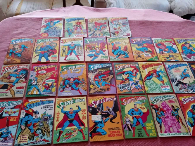 28 Revistas em quadrinhos do Super Homem