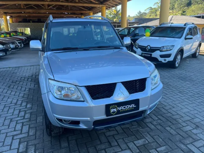 Mitsubishi Pajero TR4 2.0/ 2.0 Flex 16V 4X4 Aut. 2015