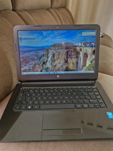Notebook HP i5 4° geração 4Gb RAM 64Gb SSD