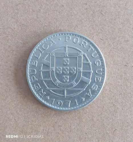 Bela moeda 20 escudos Moçambique 1971