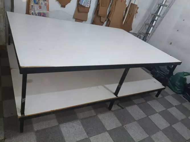 Mesa de corte de costura