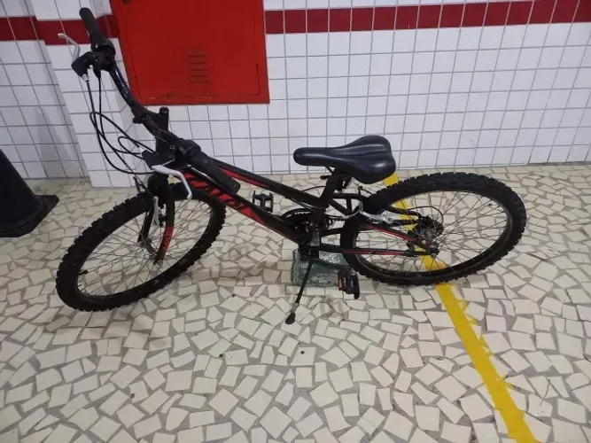 Bicicleta Caloi Max aro 24