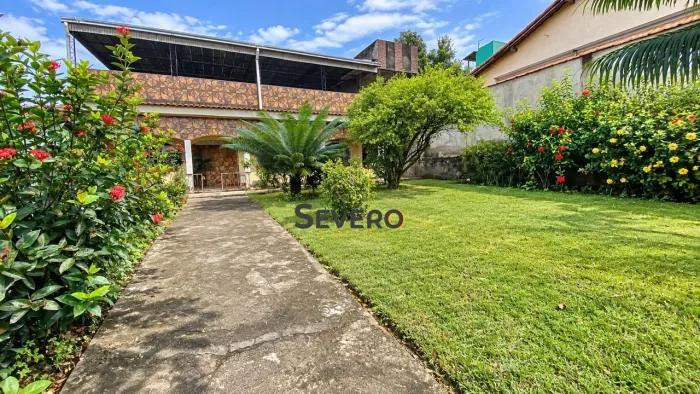 Casa à venda no bairro Galo Branco - São Gonçalo/RJ