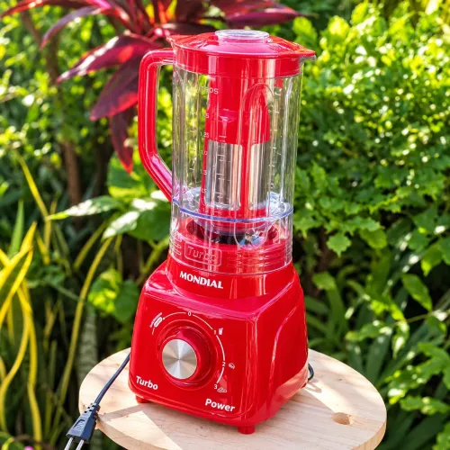Liquidificador vermelho mondial