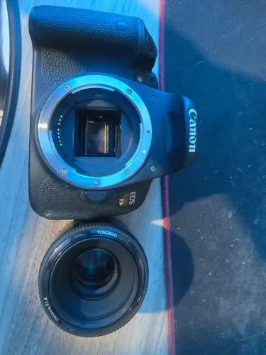 Camera t5i