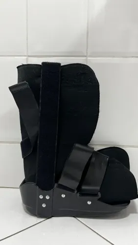 Bota Imobilizadora Anatômica