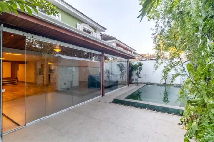 Casa de condomínio à venda no Alto da Boa Vista